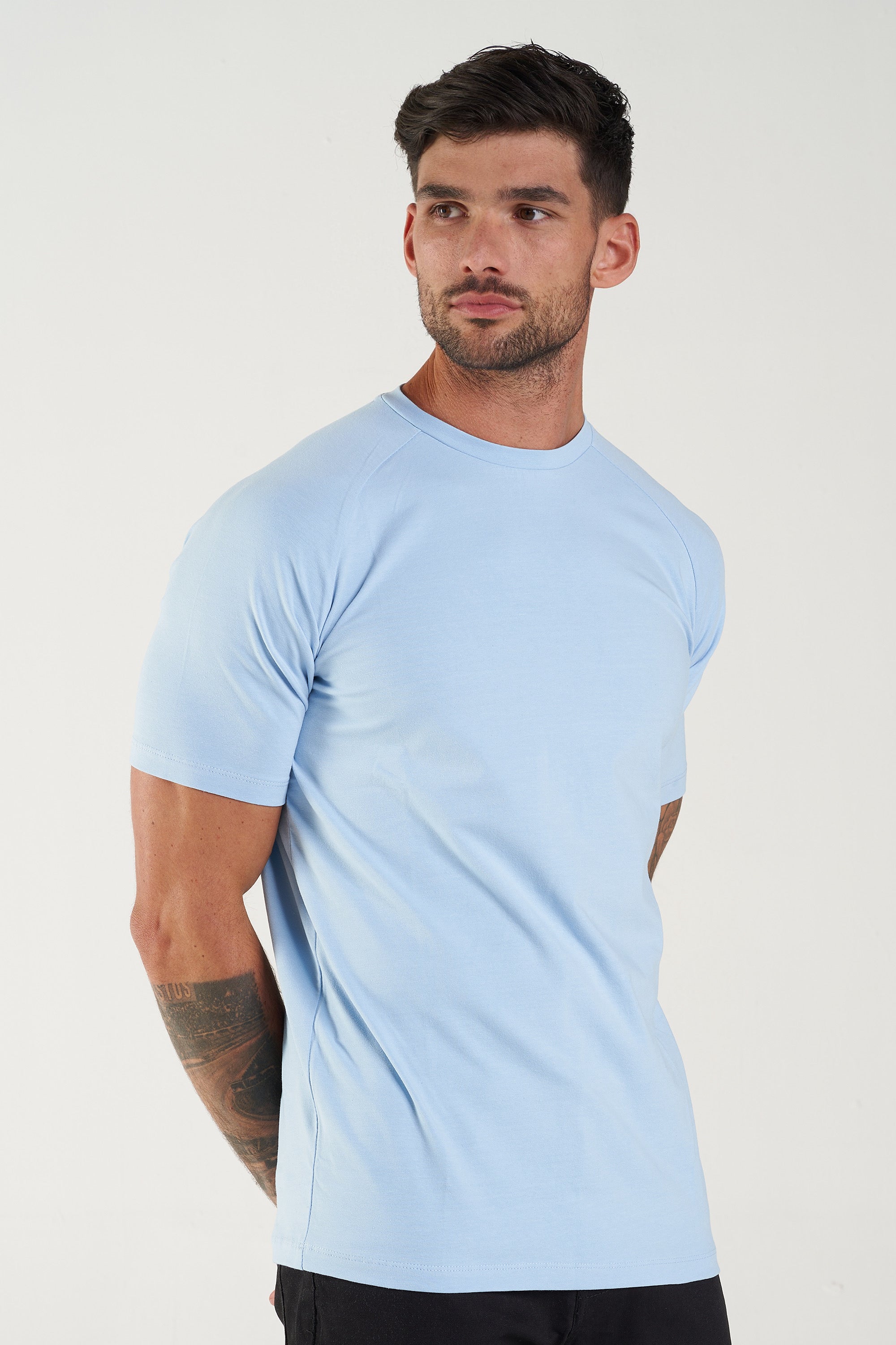 THE MUSCLE BASIC T-SHIRT - LIGHT BLUE