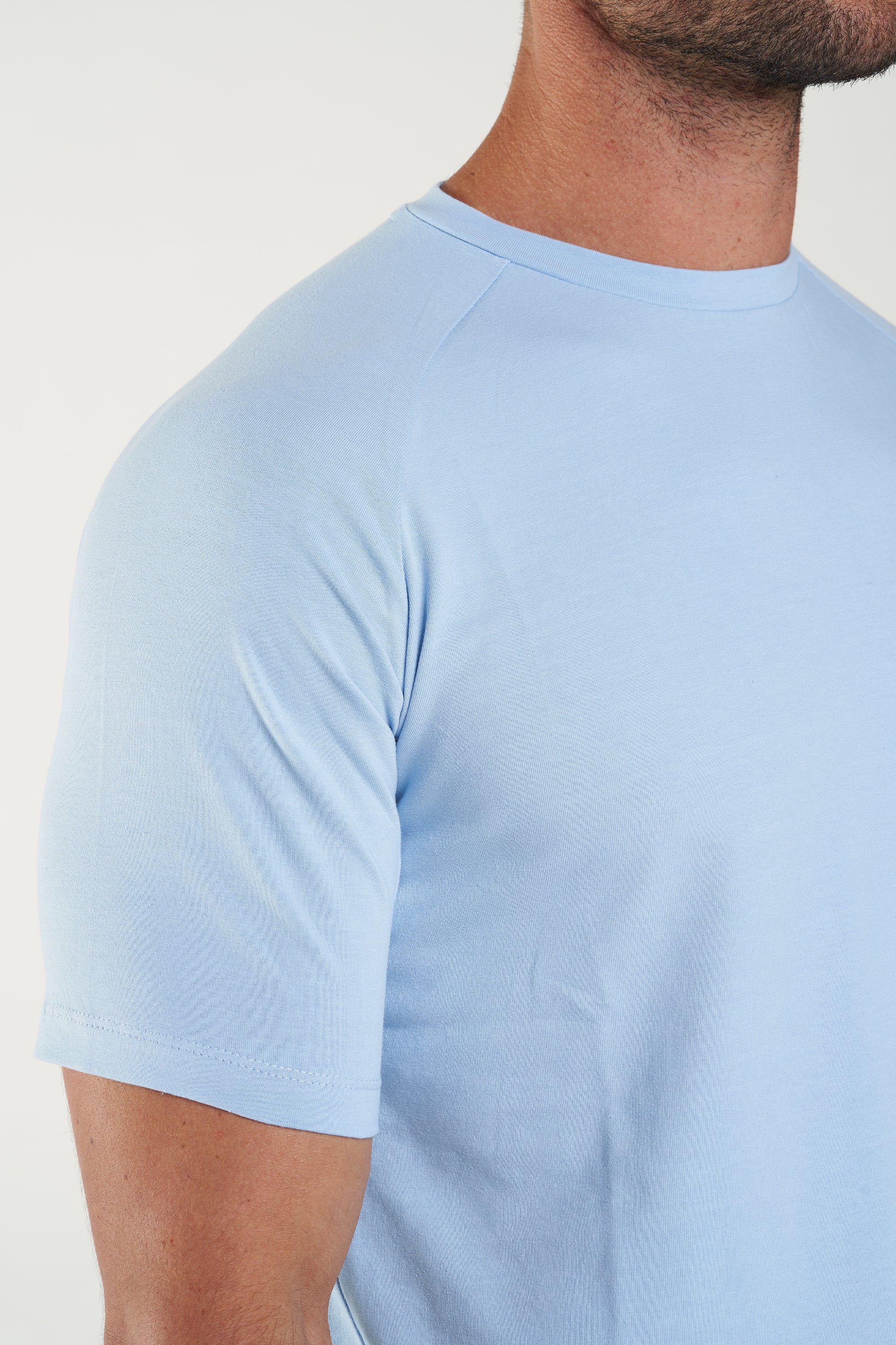 THE MUSCLE BASIC T-SHIRT - LIGHT BLUE